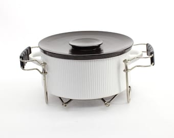 VINTAGE Thomas Flammfest Casserole with Lid & Stand. West Germany Flameproof Porcelain – Repaired Handle.