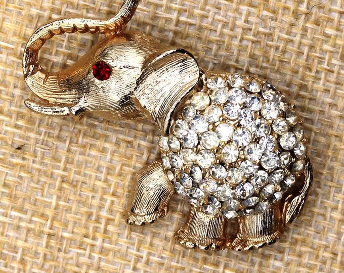 VINTAGE Ruby Eye Elephant Brooch Clear Rhinestones Gold Tone Lucky Animal Pin