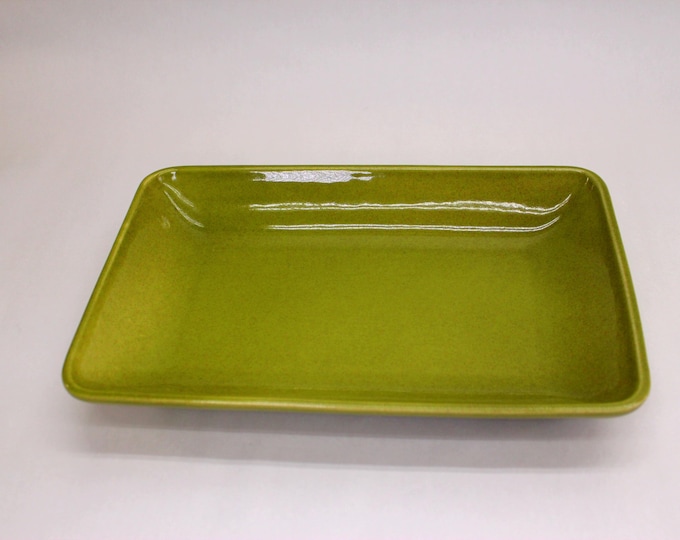 MCM hyalyn Pottery Dish. 224. Avocado Green.