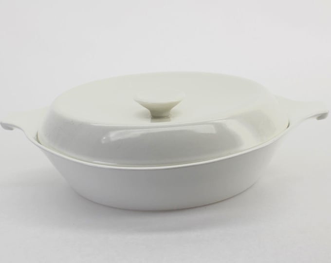 VINTAGE Centura by Corning 1 Qt Covered Saucepan. White Mid-Century Heat-Resistant Cookware with Lid.