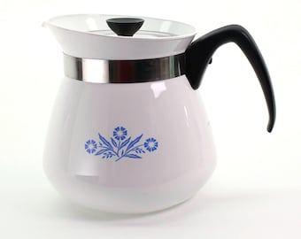 VINTAGE Corning Ware Blue Cornflower 2-Quart Teapot. Stovetop Coffee Pot. Iconic Retro Kitchenware.