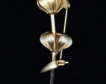 VINTAGE Gold Tone Tulip Brooch. Mid-Century Minimalist.