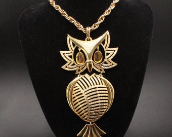 VINTAGE Articulated Owl Pendant Necklace. Oversized Jointed Body with Shimmering Eyes.