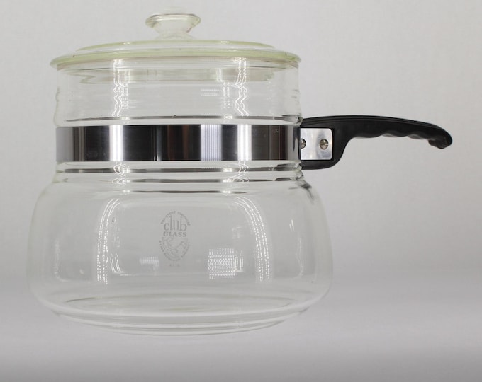 VINTAGE Club Aluminum Glass Saucepan.