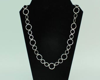 VINTAGE • Silver Tone Circle Necklace • Modern Geometric Necklace • Layered Ring Necklace • Contemporary Jewelry