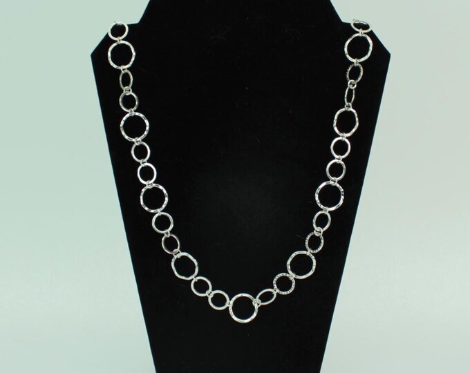 VINTAGE • Silver Tone Circle Necklace • Modern Geometric Necklace • Layered Ring Necklace • Contemporary Jewelry