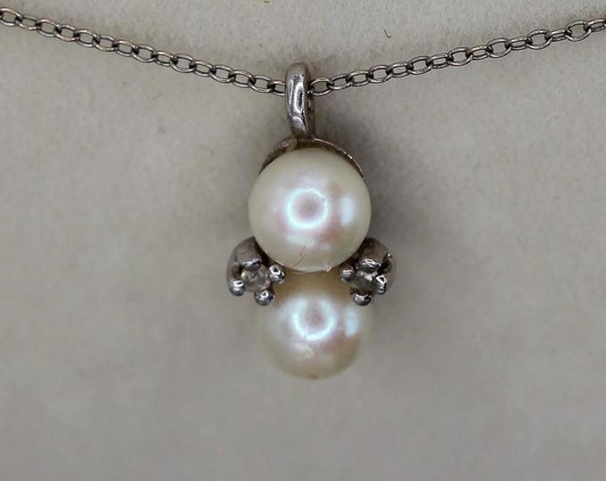 VINTAGE 14K White Gold Cultured Pearl Pendant Necklace 15 Inch