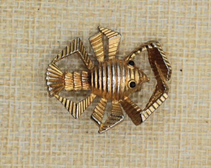 VINTAGE Stylized Crab Brooch • Goldtone Figural Pin • Mid Century Modern Coastal Jewelry • Atomic Era Design