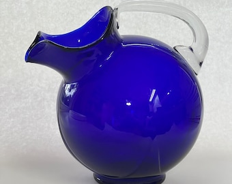 VINTAGE Anchor Hocking Royal Blue Ball Jug. Cobalt Glass Pitcher with Clear Handle. 1930s–1940s Art Deco Kitchenware. Made in USA