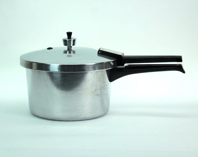 Presto Maid of Honor Pressure Cooker 4 Qt Sears Aluminum Serviced New Seal Vintage Stove Top Cooker Made in USA