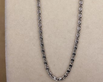 VINTAGE Silver Tone Scroll Link Chain Necklace 18 Inch