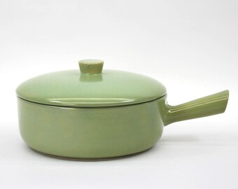 VINTAGE La Solana Pottery Green Covered Casserole 9 Inch Handled Serving Dish