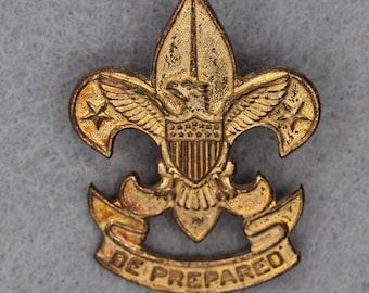 VINTAGE Boy Scouts of America Be Prepared Pin - Early BSA Uniform Insignia - Pat. 1911 - Brass Scout Memorabilia