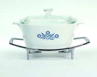 Vintage CorningWare Cornflower Blue 1-3/4 Qt Casserole with Lid & Chrome Cradle • P.1-3/4.B