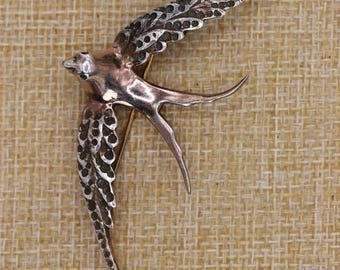 VINTAGE Sterling Silver Barn Swallow Brooch • Flying Bird Pin • Signed STERLING • Symbol of Hope & Homecoming
