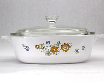 VINTAGE CorningWare Floral Bouquet  1 Qt Saucepan P-1-B with Cover P-7-C