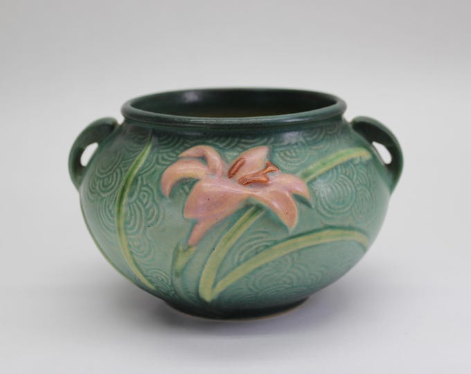 VINTAGE Roseville Art Pottery Jardiniere. Zephyr Lily 671-4