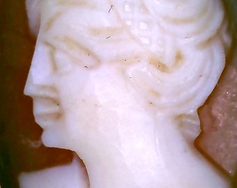 VIntage Tiny Cameo- Single Earring