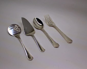 VINTAGE Waterford Keswick 4-Piece Silverplate Hostess Set. Serving Spoon, Meat Fork, Pie Server, Tomato Server.