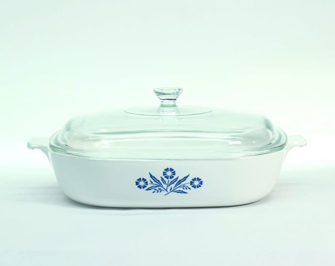 Vintage CorningWare 10" Skillet with Pyrex Lid • Cornflower Blue Casserole Dish • P-10-B