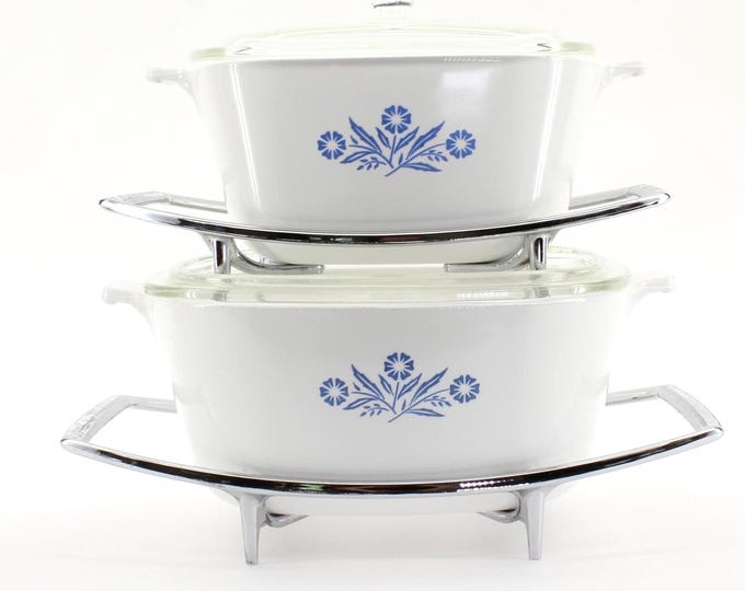 VINTAGE CorningWare Blue Cornflower Cookware. Your Choice 2-1/2 Quart or 1-3/4 Quart with Cover and Trivet.