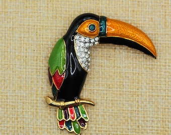 VINTAGE Colorful Toucan Brooch . Rhinestone & Enamel Tropical Bird Pin . Statement Jewelry