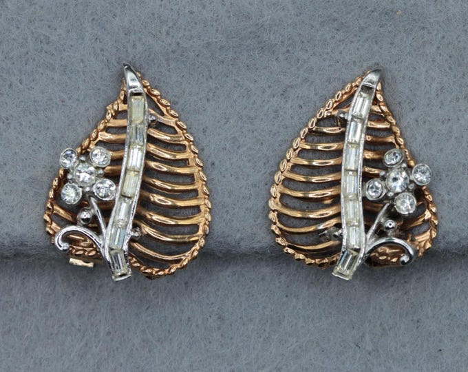 VINTAGE Barclay Gold Tone Leaf Clip Earrings • Rhinestone & Baguette Accent • Mid Century Designer Jewelry