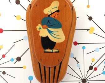 VINTAGE Wooden Chef Wall Knife Holder Turquoise Kitchen Kitsch Retro Knife Rack Made in Yugoslavia