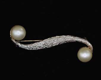 VINTAGE Di Barry Brooch Silver Tone Curve with Faux Pearls Mid Century Jewelry