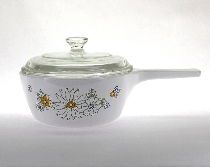 VINTAGE CorningWare Floral Bouquet 1-1/2 Pint Saucepan P-82-B with Lid P-81-C