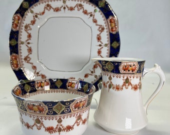 ANTIQUE Clyde Pottery Imari Style Serveware Set. Pattern 2586 Sugar Bowl, Creamer & Plate. Scottish Porcelain.