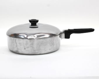 VINTAGE Wagner Ware Magnalite 4569 Chicken Fryer 10 5 Inch Deep Cast Aluminum Pan with Lid Made in USA