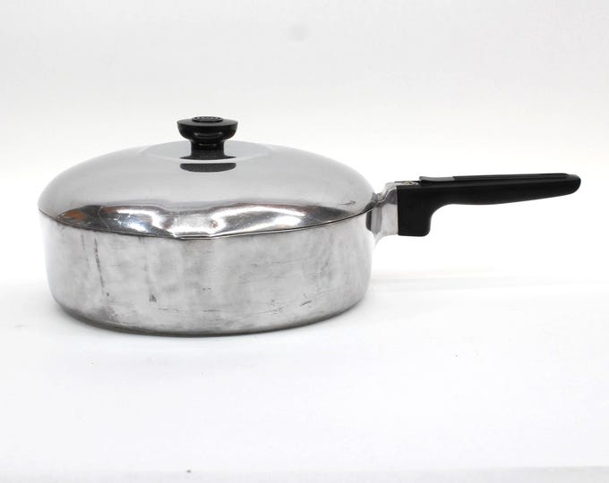 VINTAGE Wagner Ware Magnalite 4569 Chicken Fryer 10 5 Inch Deep Cast Aluminum Pan with Lid Made in USA