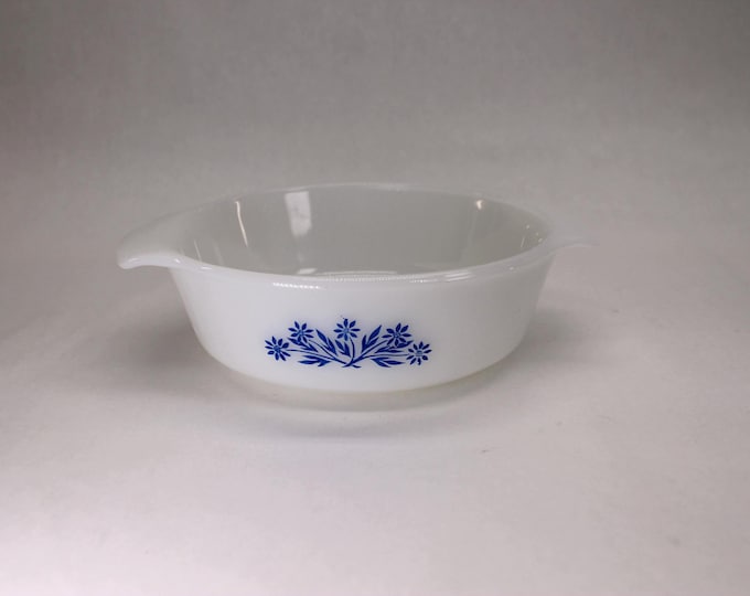 VINTAGE Anchor Hocking FireKing Baking Dish. Blue Cornflower. 1qt.