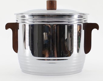VINTAGE Manning-Bowman Chrome Ice Bucket. Mirrored Glass Liner. Walnut Handles. Art Deco Cocktail Era