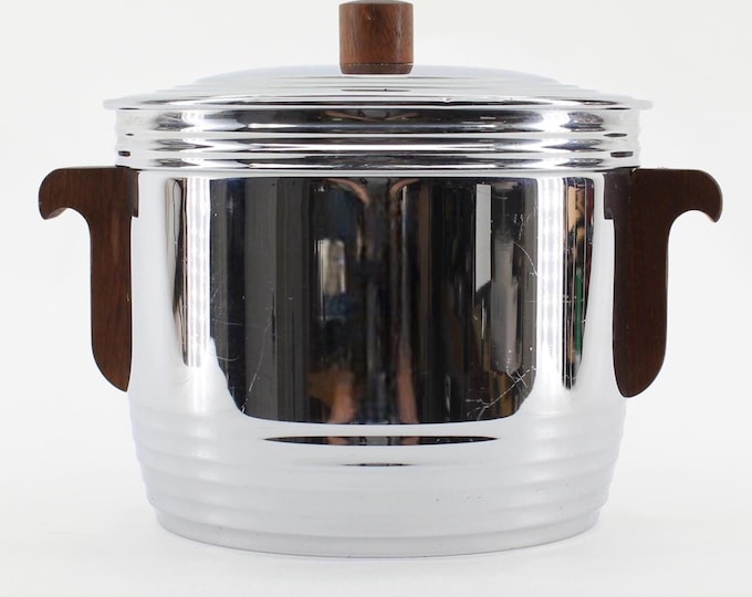 VINTAGE Manning-Bowman Chrome Ice Bucket. Mirrored Glass Liner. Walnut Handles. Art Deco Cocktail Era