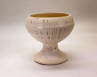 VINTAGE McCoy Classic Line Medium Pedestal Planter