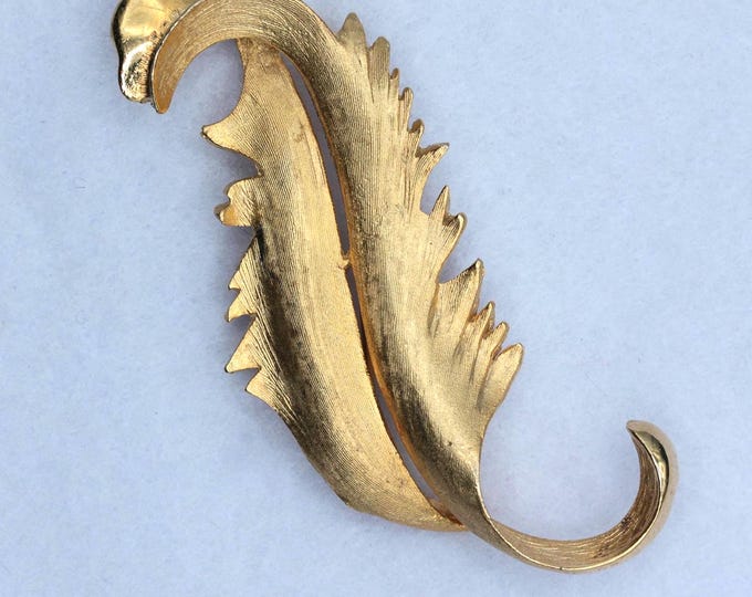 Vintage Pell Gold Tone Feather Brooch • Sculptural Botanical Pin • Mid Century Nature Jewelry48
