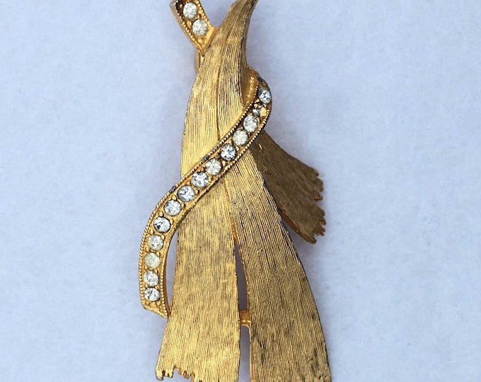 Vintage JJ Gold Tone Wheat Sheaf Brooch • Rhinestone Ribbon Pin • Harvest Botanical Jewelry