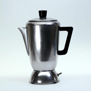 VINTAGE Easy-Flo Automatic Electric Percolator by Regal. Aluminum. 8-Cup