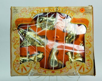 Vintage Ani-Mold 12-Piece Salad & Dessert Mold Set with Wall Hangers (Boxed)