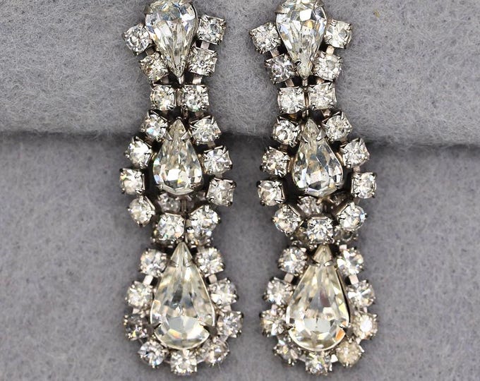 VINTAGE Signed Weiss Rhinestone Teardrop Earrings. 1950s Hollywood Glam