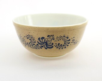Vintage Pyrex Homestead Mixing Bowl: 2.5 Quart Speckled Tan Floral