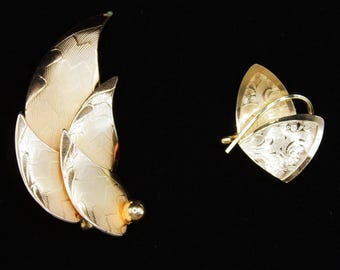 VINTAGE Gold Tone Brooches Stylized Leaf and Butterfly Fan Mid Century Jewelry