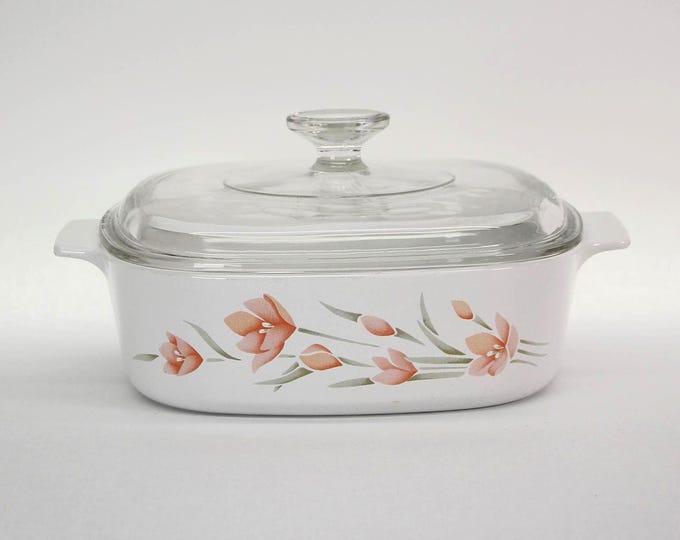 VINTAGE Corning Ware Peach Floral A-2-B 2 Liter Casserole Baking Dish Glass Lid Made in USA