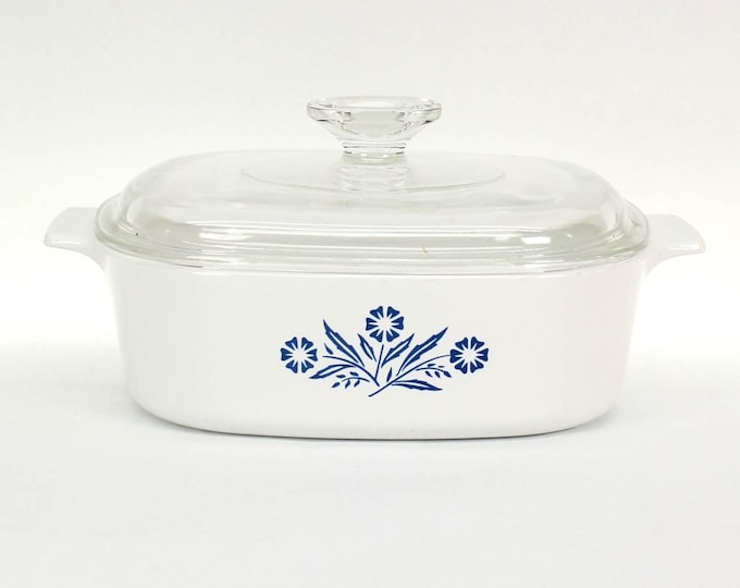 VINTAGE CorningWare Blue Cornflower A-2-B 2 Quart Casserole with Lid - Made in USA