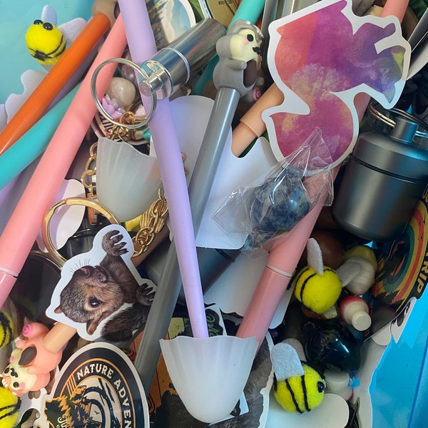 Geocache Confetti Scoop