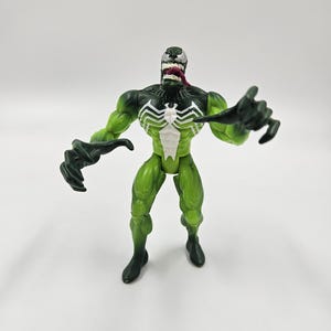 Green Venom Verde Web Splashers Spiderman 5