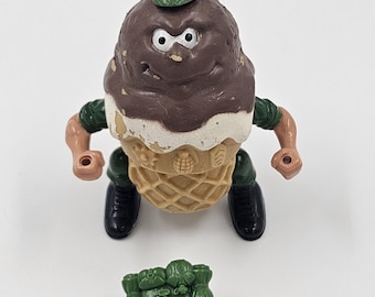 Vintage 1988 Mattel Food Fighters Sergeant Scoop Figure With Backpack