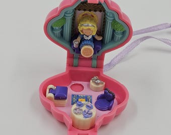 POLLY POCKET 1995 Polly's Tea Time White Table VARIAZIONE Medaglione Completo